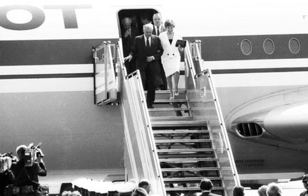 De la Hrușciov la Putin, primele doamne ale țării noastre au privit și s-au îmbrăcat
