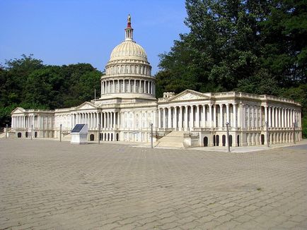 Parcul de Pace de la Beijing - cel mai mare parc de miniatura din China, omyworld - toate atracțiile lumii