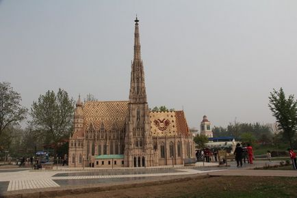 Parcul de Pace de la Beijing - cel mai mare parc de miniatura din China, omyworld - toate atracțiile lumii