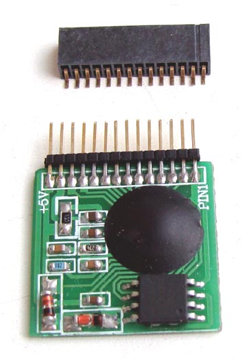 Un modul rescriptabil pentru stocarea și redarea mesajelor audio chip-14