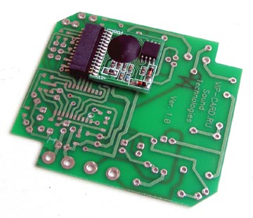 Un modul rescriptabil pentru stocarea și redarea mesajelor audio chip-14