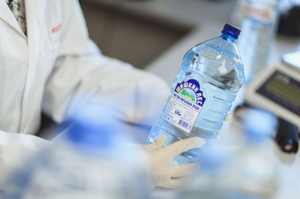 Питна вода відомих виробників виявилася небезпечною для здоров'я - загальнонаціональна асоціація