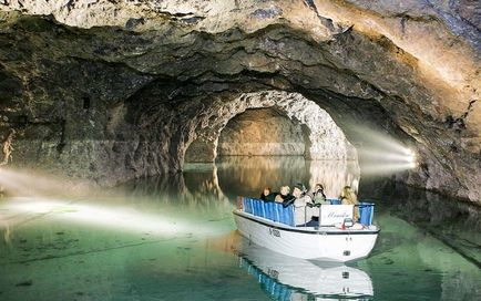 Lacul subteran în Austria