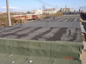 Acoperirea acoperisului cu material de acoperis prin tehnica de mâini proprii și etapele de bază ale instalării