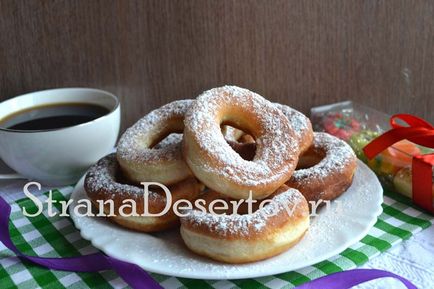 Donuts рецепта за класически тесто мая