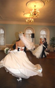 Постановка весільного танцю в Новосибірську, центр танцювального спорту - статус
