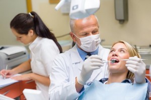 Felületes fogszuvasodás jellemzői, tünetei és kezelése