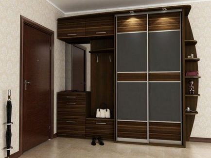 Designul dulapului pe hol