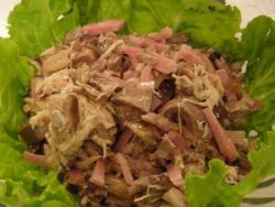 Salată cu limbă și șuncă