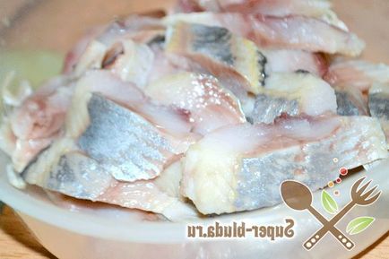 Herring pácolt paradicsomszósz otthon, egy recept a helyszínen szuper ételek, halételek