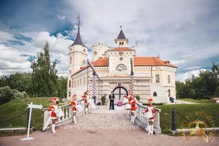 Az esküvő egy vár Pavlovsk sípszó «királyi esküvő»