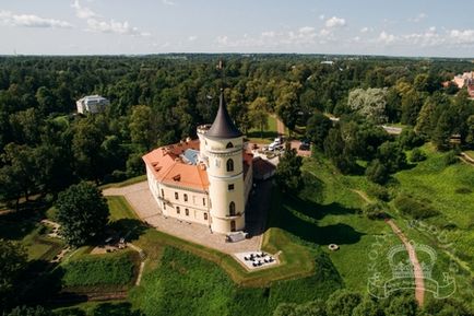 Az esküvő egy vár Pavlovsk sípszó «királyi esküvő»