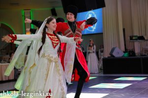 Nunta lezginka - școala de dansuri Makhachkala