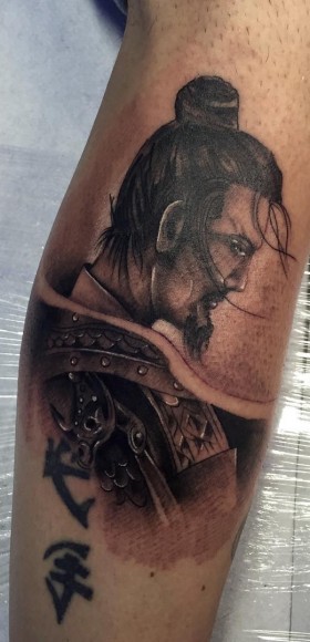 Samurai Tattoo (váll Man Samurai) tetoválás szamuráj