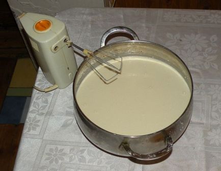 Тестото за палачинки как да се направи рецептата за тънка, което трябва да се получи, че за да добавите