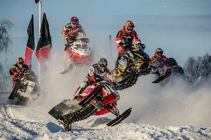 Tipuri de snowmobile ce snowmobile să cumpere pentru sport sau recreere