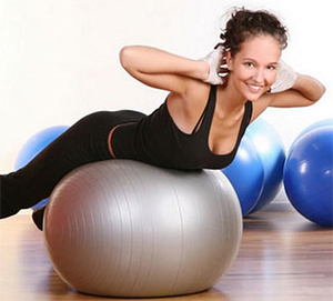 Вправи для спини на фитболе (м'ячі для фітнесу) комплекс для зміцнення м'язів і схуднення
