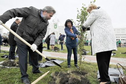 În Belgorod, au plantat o alee în cinstea celei de-a 140-a aniversări a celei mai vechi universități din regiune