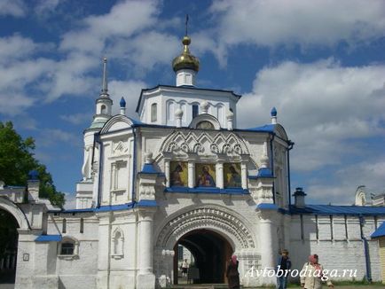 Верхотуру - Меркушіно, храми уралу, автобродяга