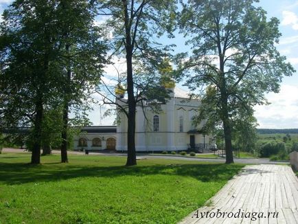 Верхотуру - Меркушіно, храми уралу, автобродяга