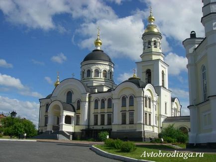 Verkhoturye - merkushino, temple ale Uralilor, autobahs