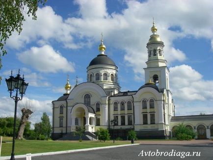 Верхотуру - Меркушіно, храми уралу, автобродяга