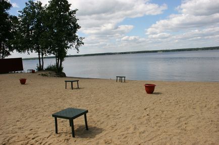 Вихідні на озері Балтії