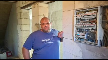 Înlocuirea cablului electric în casă, prețurile pentru cablurile de înlocuire de la Dacha din Moscova, înlocuiți electricianul