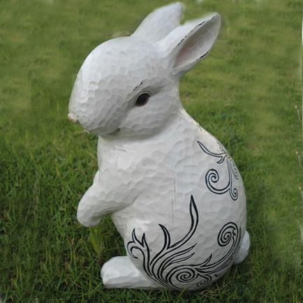 Заєць з гіпсу для саду своїми руками