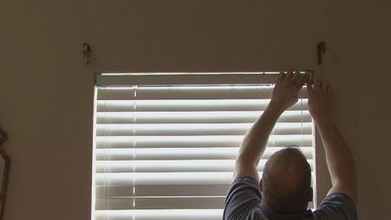 Blind-uri în dormitor fotografie de ferestre din plastic, perdele frumoase și moderne 2017, verticale și
