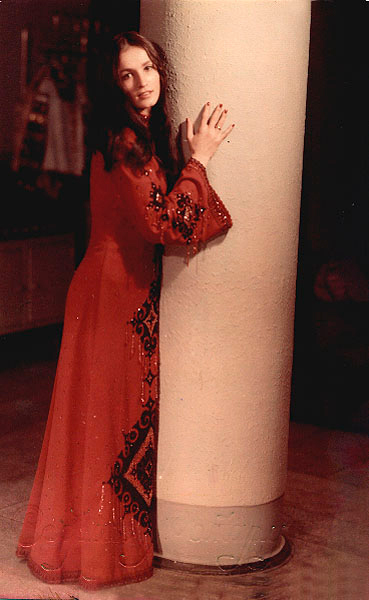 70 Fotó Sofia Rotaru ifjúkorában, és most egy fotó unokája és unokája (fotók) 70 Fotó Sofia Rotaru ifjúkorában, és most egy fotó unokája és unokája