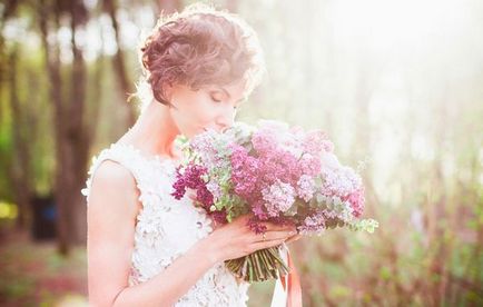 Buchet de liliac și bujor de mireasă - fotografii de nuntă