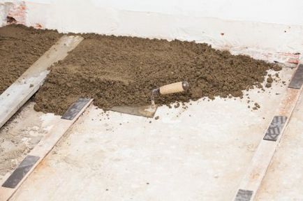 Cement padló kezét -, hogyan lehet egy esztrich padló