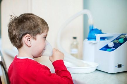 Що робити, якщо у дитини гавкаючий кашель, причини та способи лікування