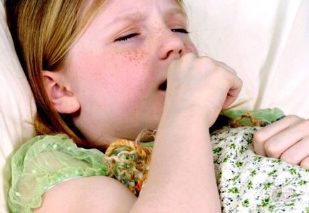 Ce trebuie făcut dacă un copil are o tuse lăturală, motive și moduri de tratament