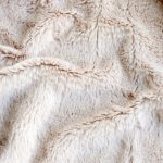 Mi lehet választani a tél - a bunda, kabát vagy báránybőr kabát