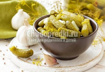 Cоление огірки на зиму популярні рецепти з фото