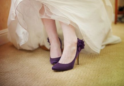 Кольорові весільні туфлі - сміливий вибір!