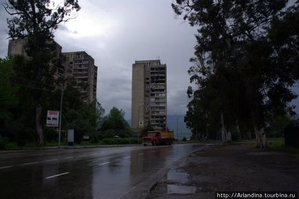 Zece zile în paradis, sau autostopul în Abhazia