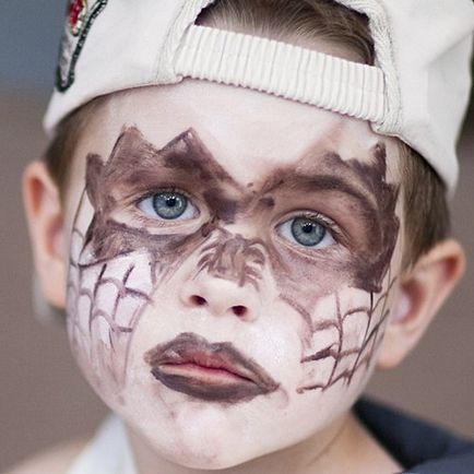 Gyermek Halloween témát make-up divat ötletek