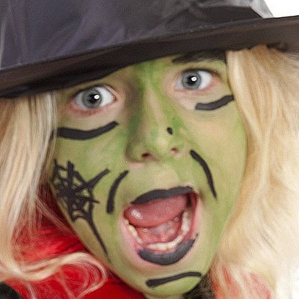 Gyermek Halloween témát make-up divat ötletek