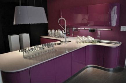 Дизайн фіолетовою кухні - ожиновий джем