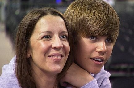 Justin Bieber anyja száműzték, és nem kommunikálnak vele - a világon