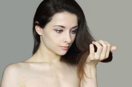 Ефірні масла для волосся лікуємо сухість в домашніх умовах