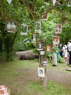 Фотографії в весільному декорі