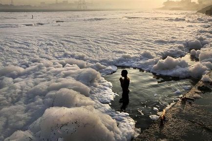 Ganges, apele tale sunt nebunești. 