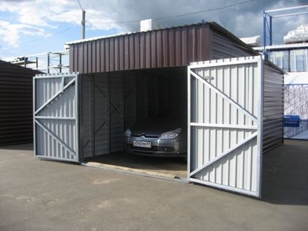 Garajul este o greutate de metal de fier, dimensiunea standard, cum să acoperi din interior, decât este acoperit cu fier,