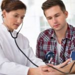 Hipertensiunea la bărbații și femeile tinere din care crește presiunea
