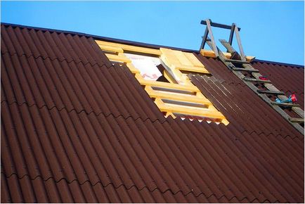 Cum să acoperiți un acoperiș cu un Onduline cu mâinile - acoperiș ondulin, instrucțiuni video