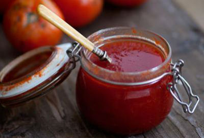 Cum se prepară ketchup-ul de casă pentru iarnă